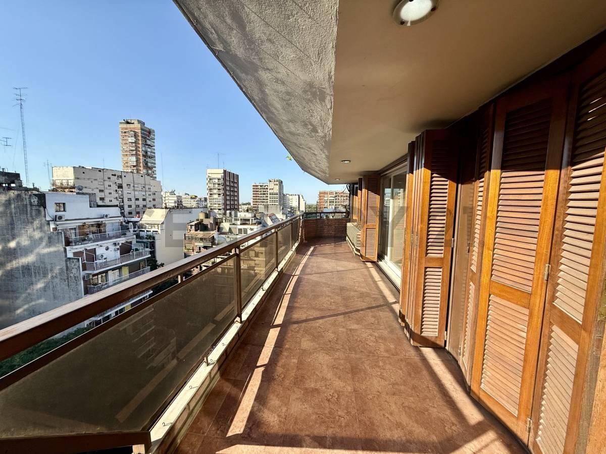 Foto de Venta departamento 5 ambientes con dependencia, cochera y baulera, imagen 2