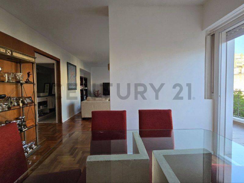 Foto de VENTA DEPARTAMENTO 4 AMB C/BALCÓN ATERRAZADO EN PALERMO EN VENTA, imagen 3