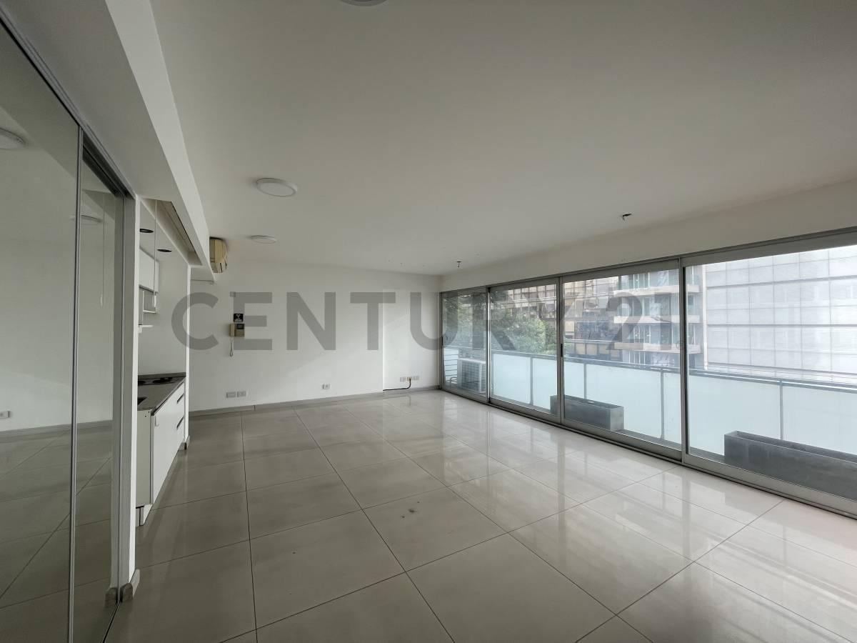 Foto de RESERVADO Alquiler Monoambiente Ideal Showroom en Belgrano, imagen 3