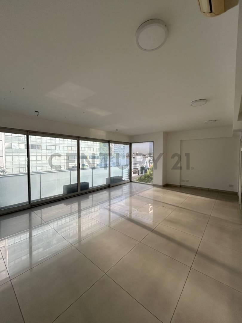 Foto de RESERVADO Alquiler Monoambiente Ideal Showroom en Belgrano, imagen 2