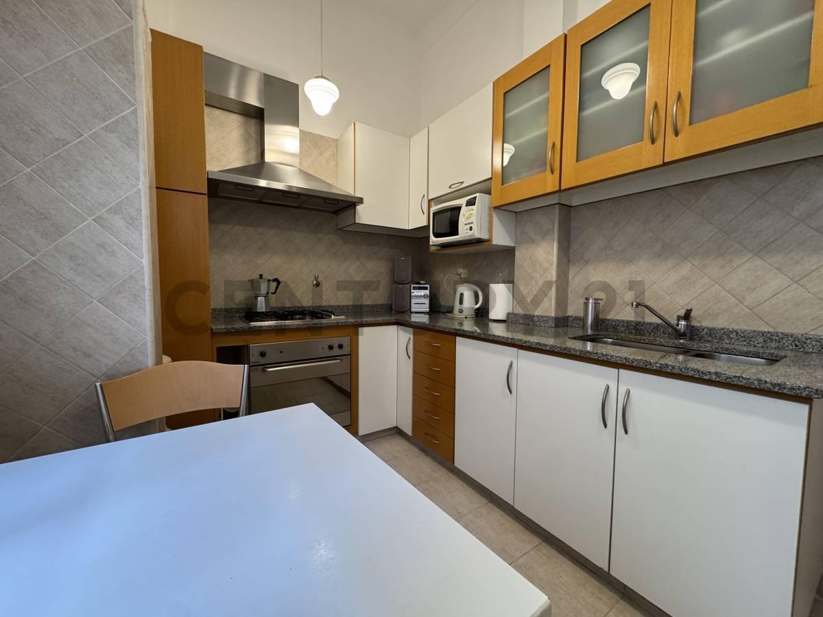 Foto de VENTA DEPARTAMENTO 3 AMBIENTES EXCELENTE ESTADO EDIFICIO DE CATEGORIA, imagen 2