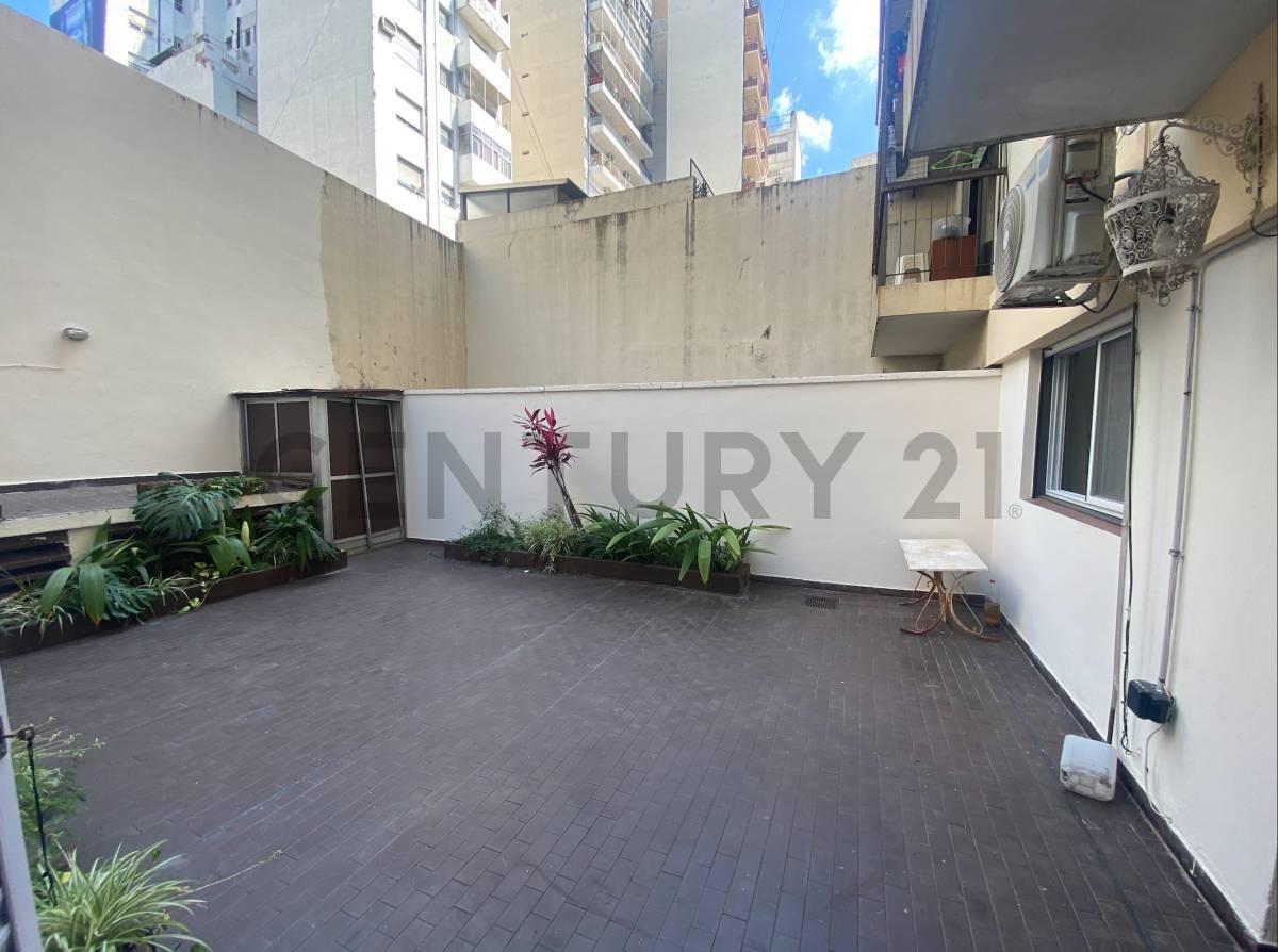 Foto de DEPTO EN VENTA 2 AMBIENTES RECOLETA GRAN PATIO, imagen 3
