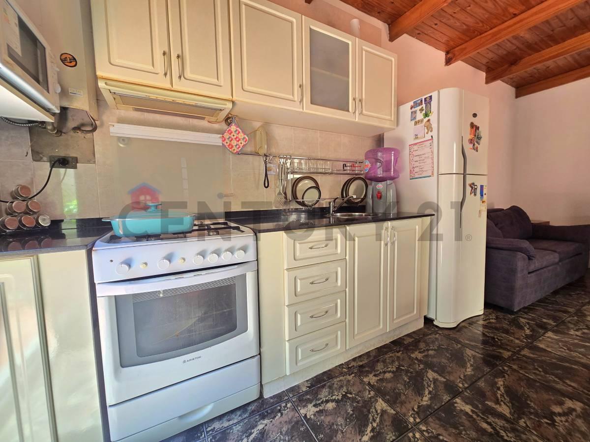 Foto de VENDEMOS PH 3/4 AMBIENTES CON PATIO, TERRAZA Y PARRILLA EN PARQUE, imagen 2