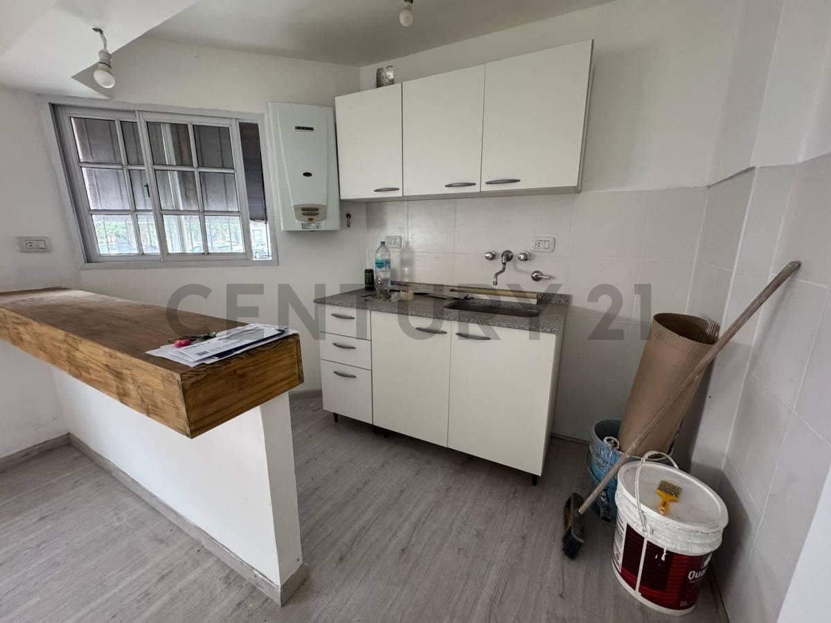 Foto de VENTA - DEPTO 2 AMBIENTES - CABALLITO - RECICLADO - APTO FINANCIACIÓN, imagen 5