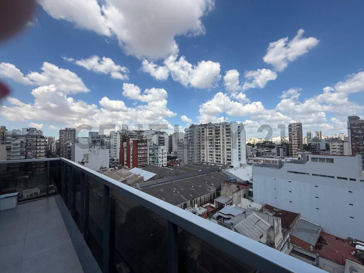 Foto de VENTA DEPTO 2 AMB. PISO ALTO LUMINOSO BALCON ATERRAZADO CON PARRILLA EN, imagen 1