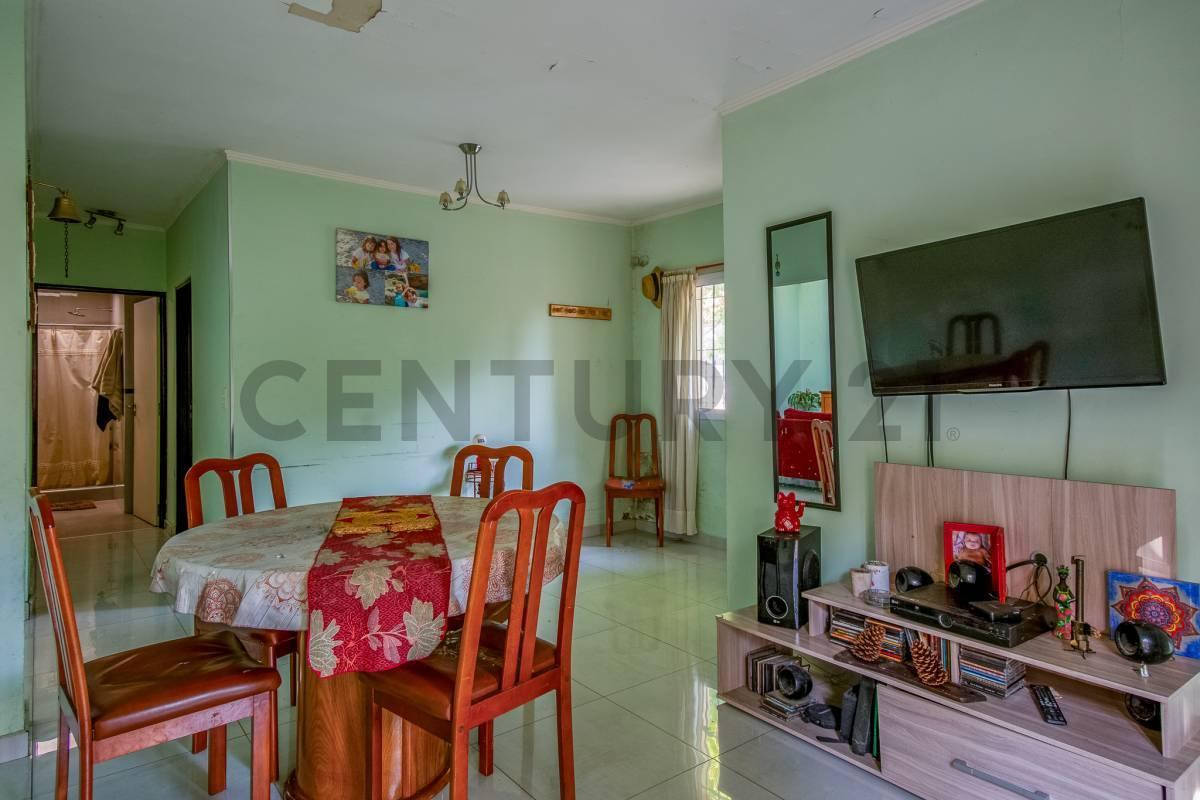 Foto de VENTA PH 4 AMB. C/ JARDÍN Y COCHERA - A REFACCIONAR EN SAN ISIDRO, imagen 4