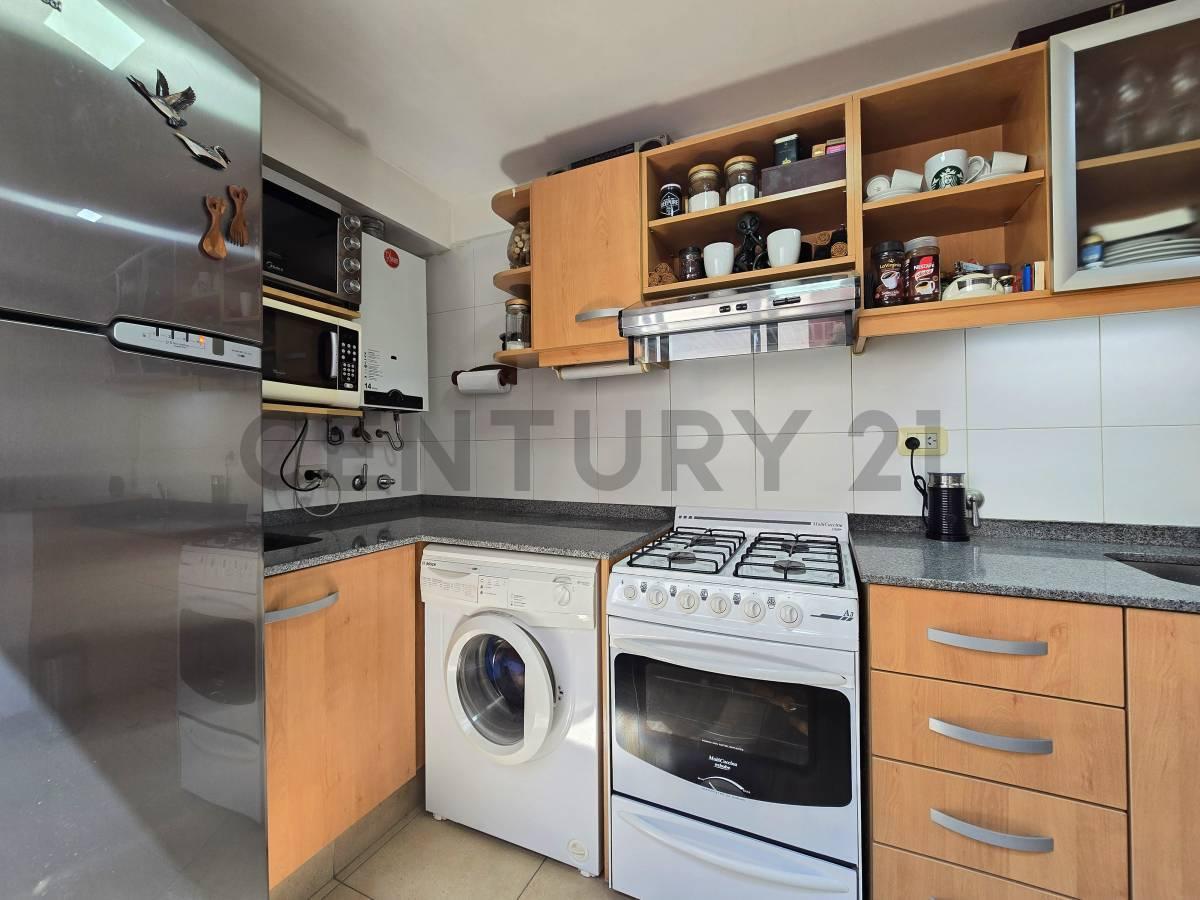 Foto de VENTA 2 AMBIENTES CON BALCÓN Y PARRILLA PROPIA EN VILLA URQUIZA - APTO, imagen 3