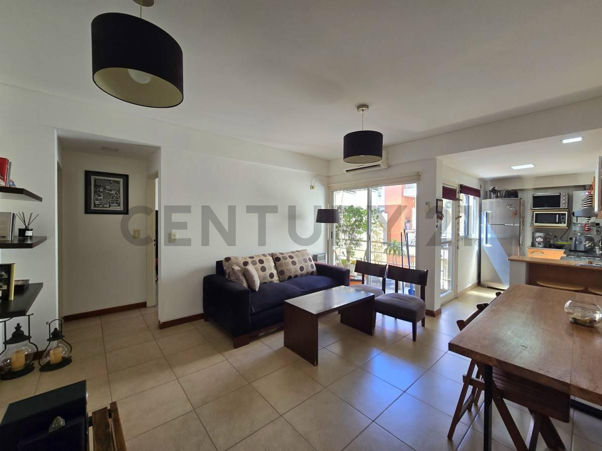 Foto de VENTA 2 AMBIENTES CON BALCÓN Y PARRILLA PROPIA EN VILLA URQUIZA - APTO, imagen 1