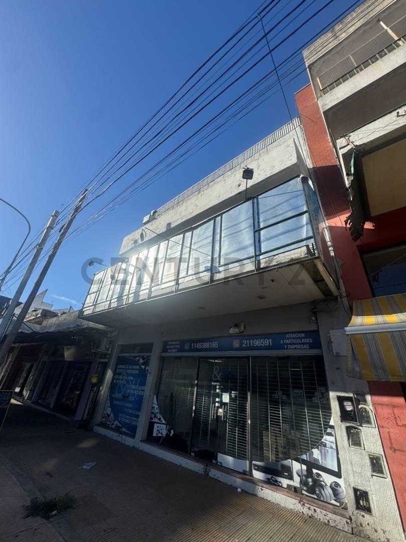 Foto de VENTA LOCAL EN LA MEJOR ZONA DE AVELLANEDA SOBRE AV. GALICIA Y SANTA FE, imagen 1