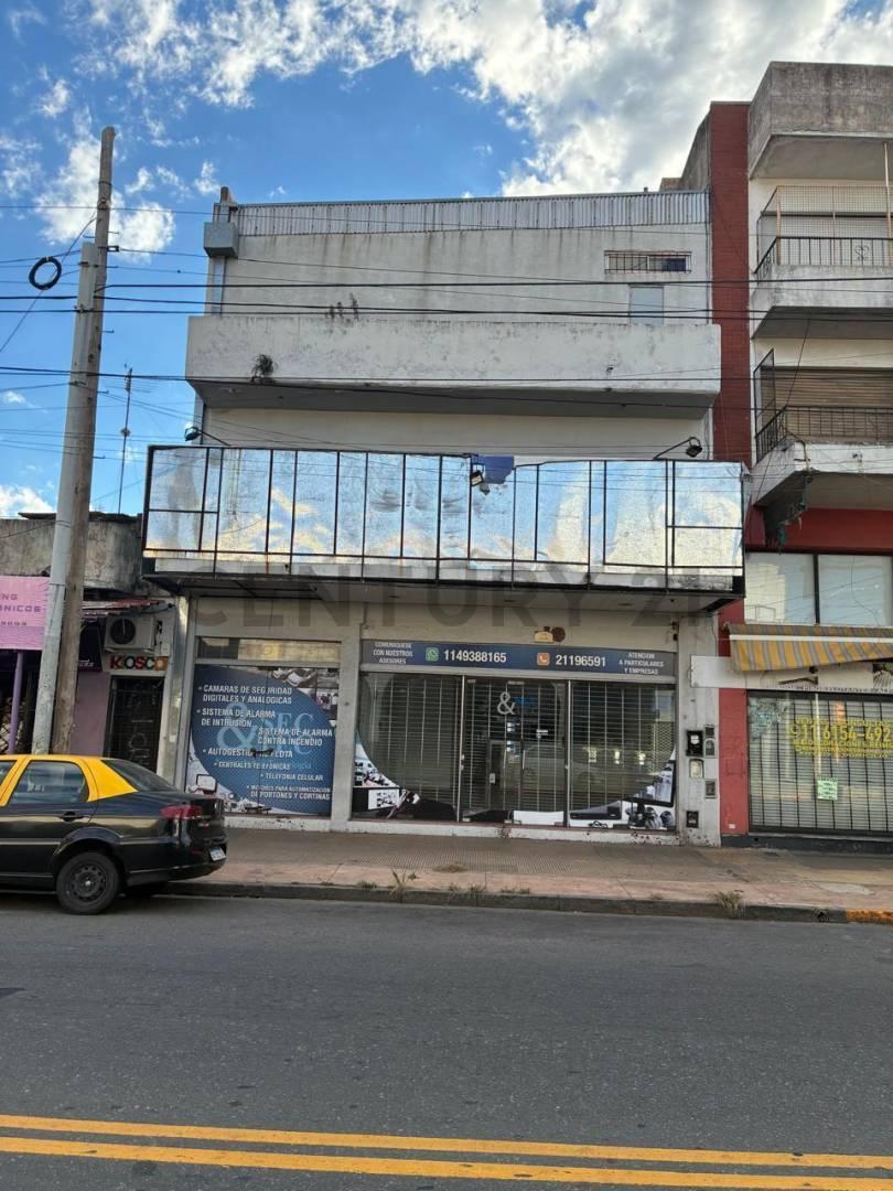 Foto de VENTA LOCAL EN LA MEJOR ZONA DE AVELLANEDA SOBRE AV. GALICIA Y SANTA FE, imagen 3