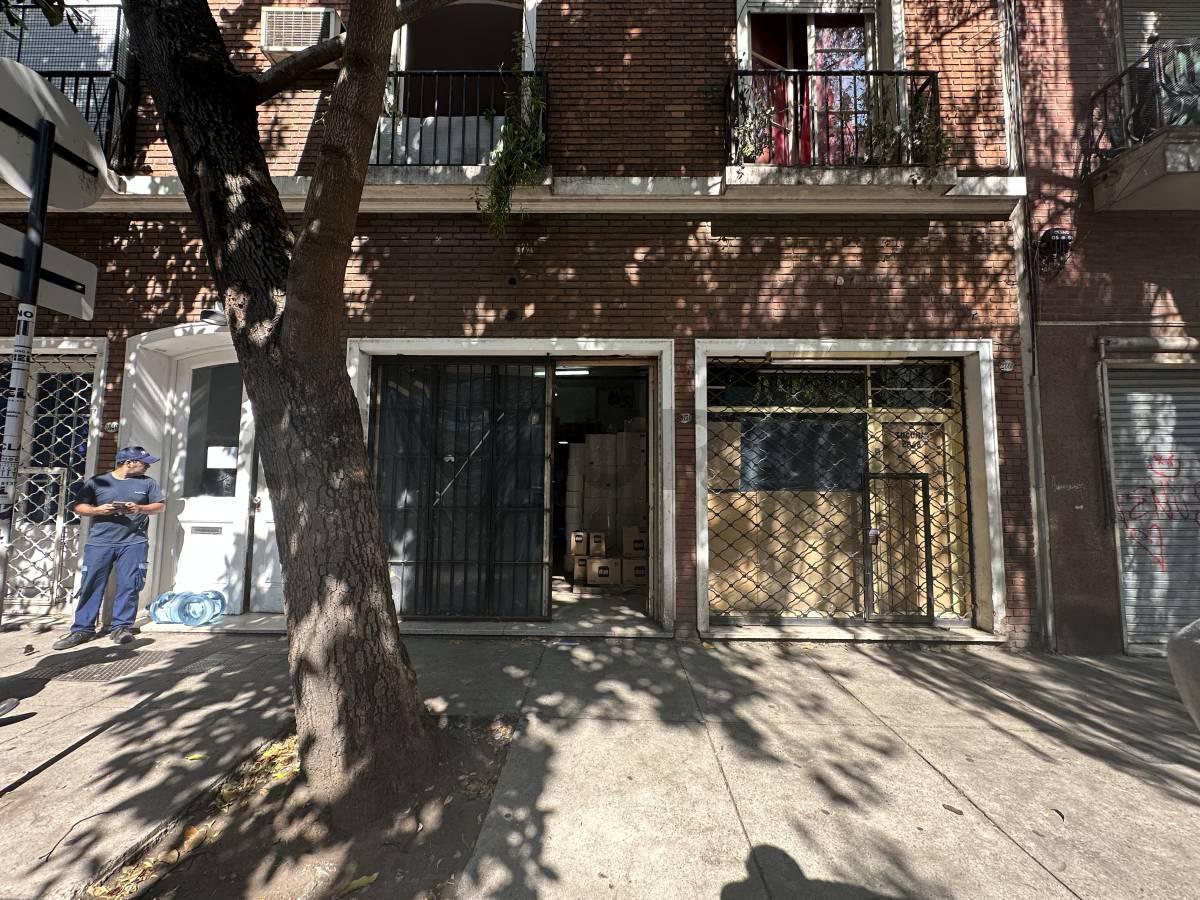 Foto de VENTA LOCAL EN ONCE A LA CALLE - IDEAL PARA DEPOSITO, imagen 3