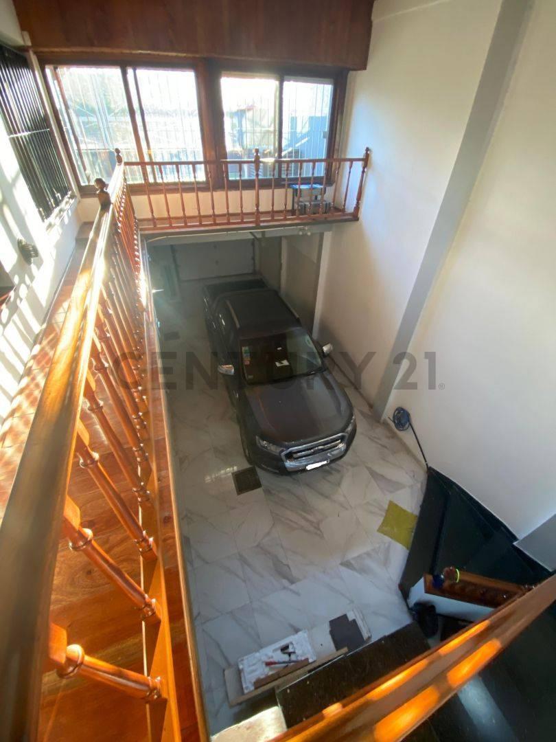 Foto de VENTA CASA EN BERAZATEGUI 4 AMBIENTES CON TERRAZA COCHERA QUINCHO, imagen 4