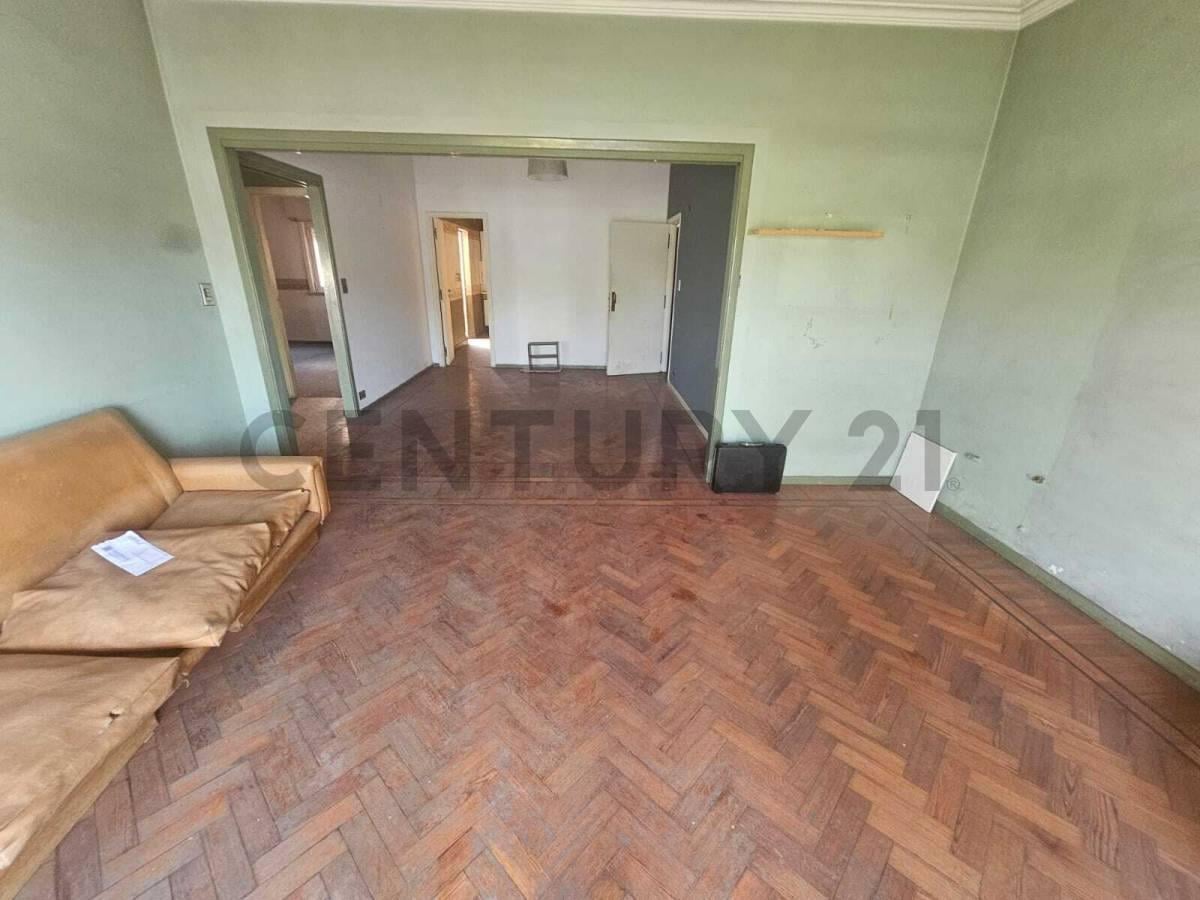 Foto de VENTA PH 4 AMBIENTES EN LANUS CON ESPACIO AEREO, imagen 3