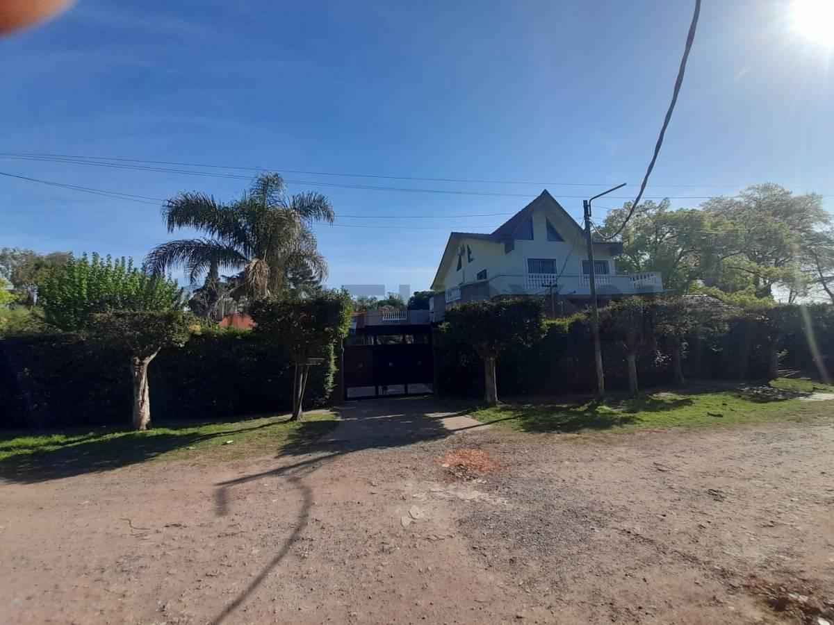Foto de VENTA PERMUTA CASA QUINTA FLORENCIO VARELA TOMO AUTO DEPTO FINANCIA, imagen 4