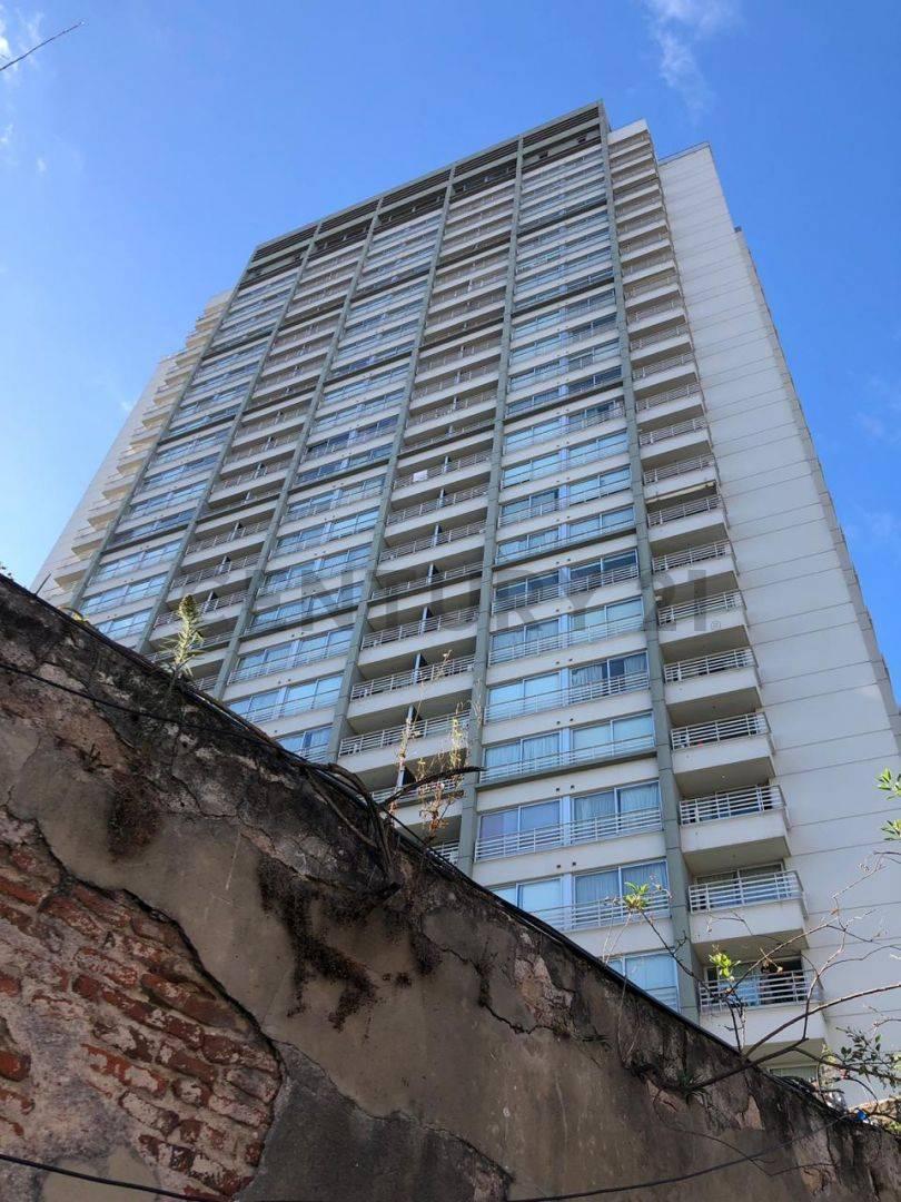 Foto de VENTA LOTE DOBLE FRENTE EN SAN TELMO, imagen 2