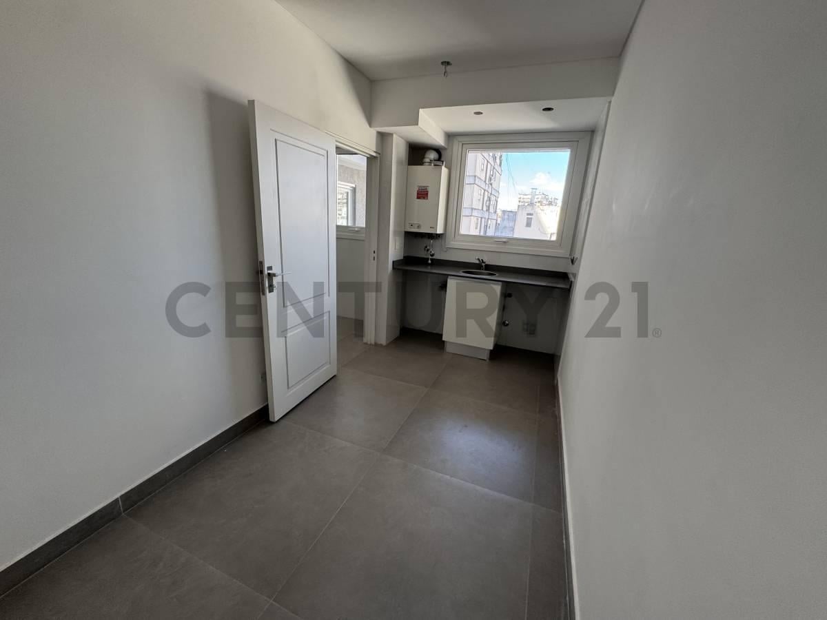 Foto de VENTA DEPARTAMENTO 4 AMBIENTES EN PALERMO, imagen 5