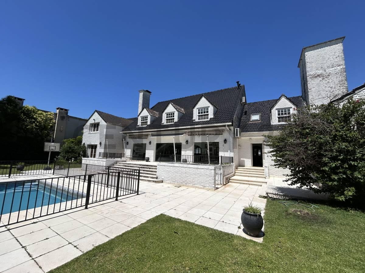 Foto de Venta Casa 9 Ambientes en Miraflores Country Club, imagen 2