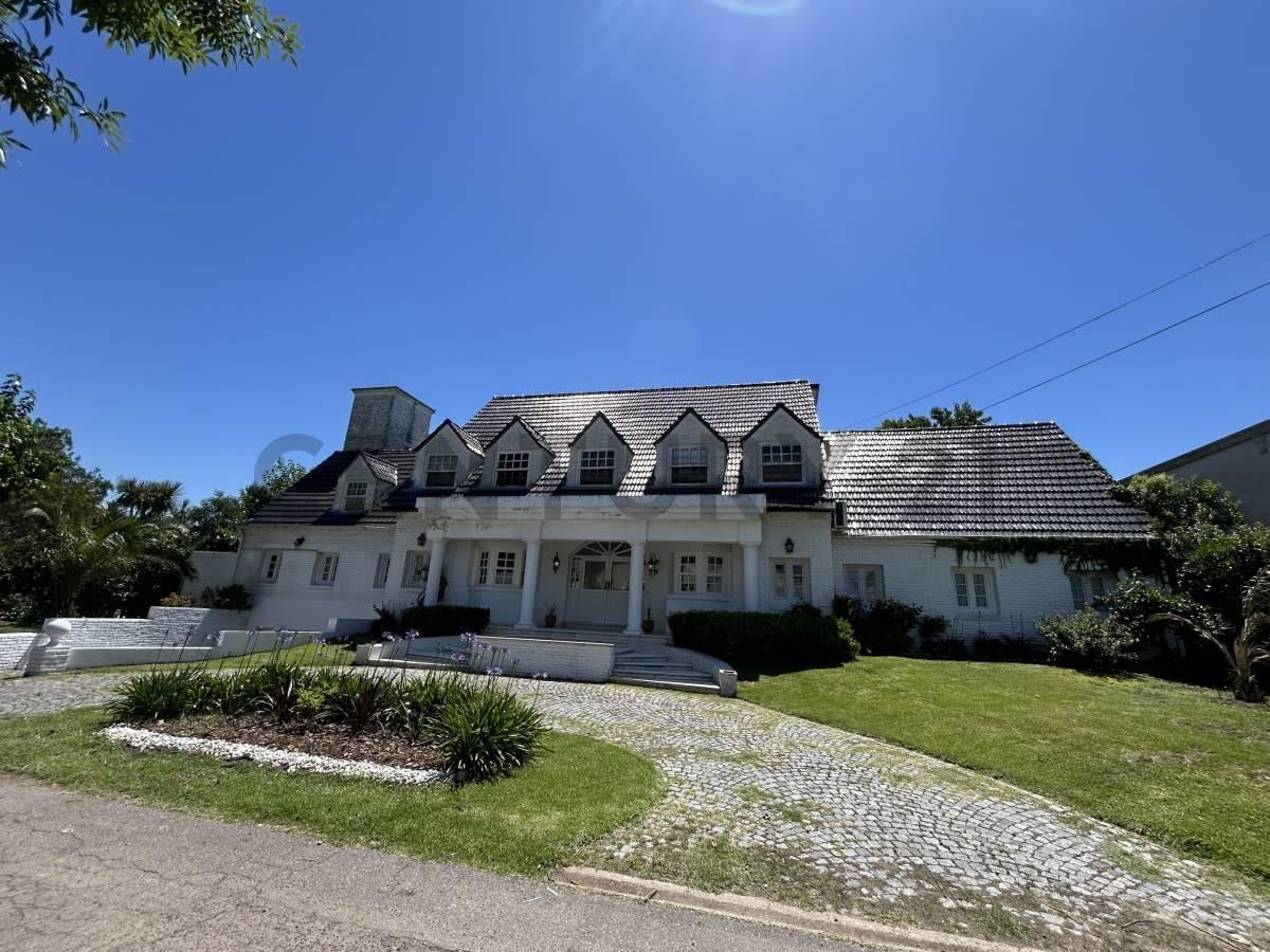 Foto de Venta Casa 9 Ambientes en Miraflores Country Club, imagen 1