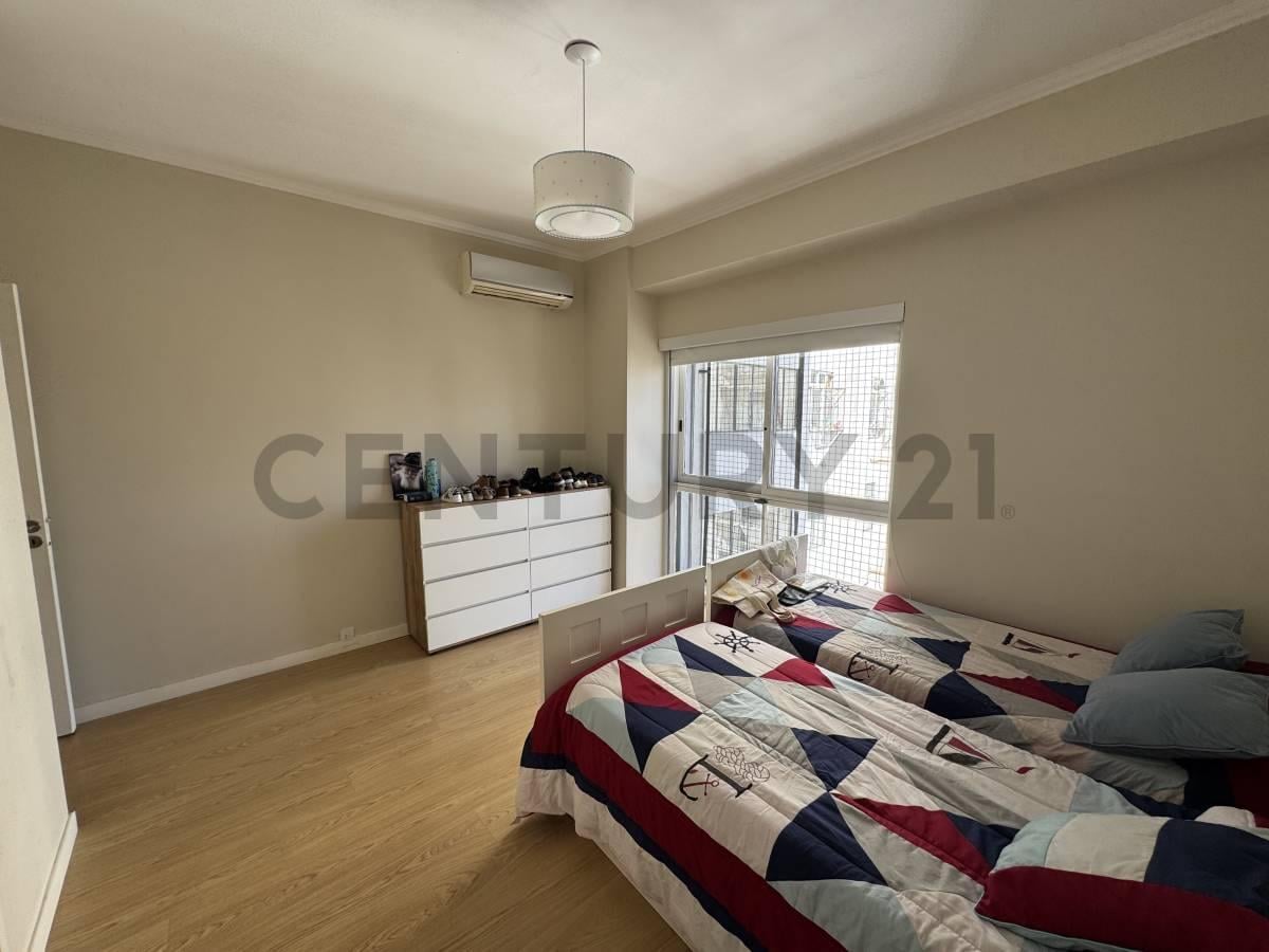 Foto de Venta Departamento 5 Ambientes, 3 dormitorios, con Dependencia en, imagen 4
