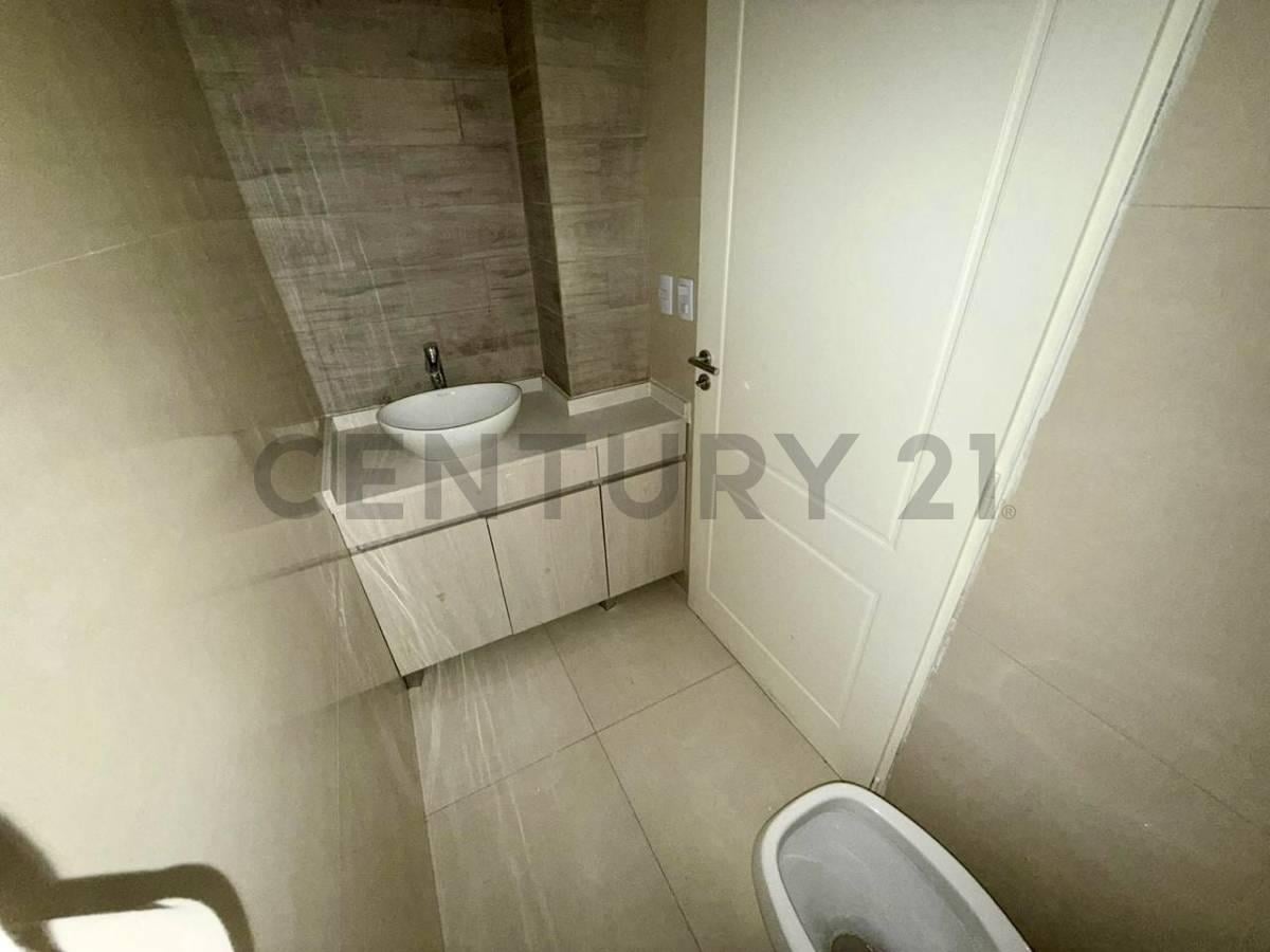 Foto de VENTA DEPARTAMENTO 4 AMBIENTES CON COCHERA, PATIO, BALCÓN Y AMENITIES, imagen 5