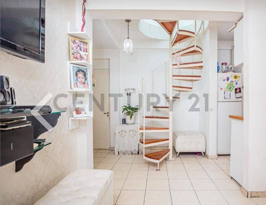 Foto de PH 3 AMBIENTES CON TERRAZA Y PARRILLA - PARQUE AVELLANEDA, imagen 4