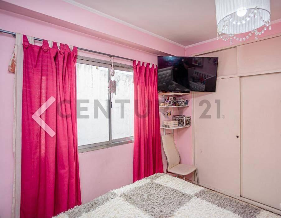 Foto de PH 3 AMBIENTES CON TERRAZA Y PARRILLA - PARQUE AVELLANEDA, imagen 5