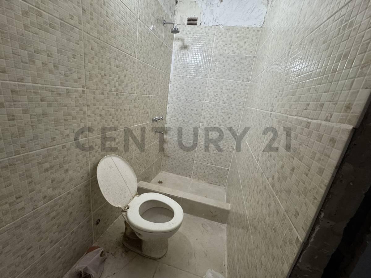 Foto de VENTA LOCAL EN ONCE TRES PLANTAS MAS OFICINA, imagen 4