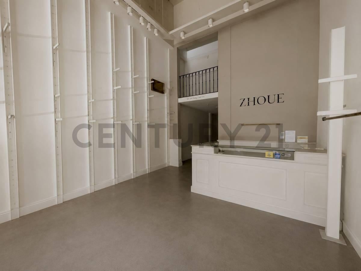 Foto de VENTA LOCAL COMERCIAL EN GURRUCHAGA ZONA OUTLET PB + DEPOSITO EN PLANTA, imagen 2