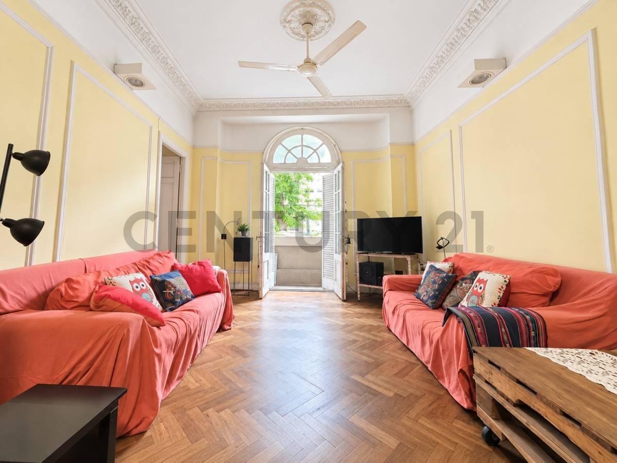 Foto de VENTA DEPTO 4 AMBIENTES C/DEP Y ESCRITORIO EN ALMAGRO, imagen 1