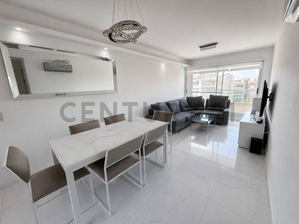 Foto de VENTA DEPARTAMENTO 3 AMBIENTES EN FLORES CON TERRAZA, PARRILLA Y PILETA, imagen 1