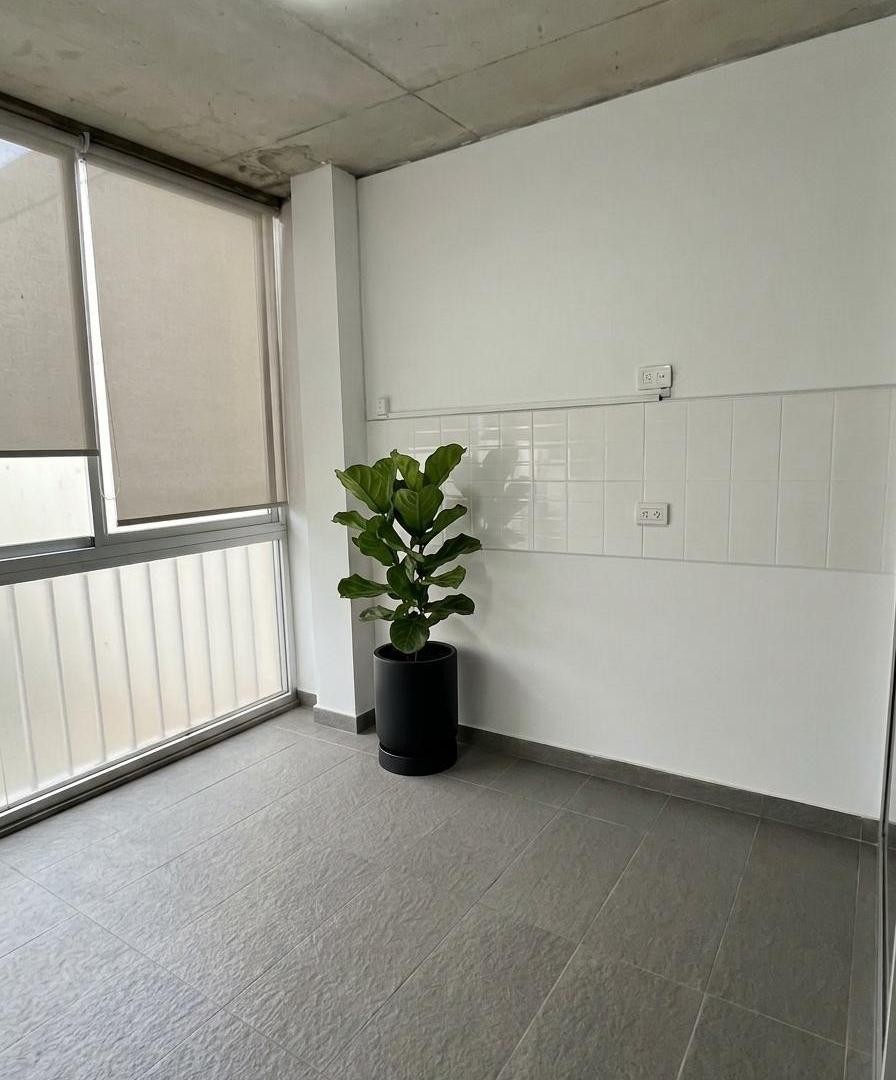 Foto de VENTA DEPARTAMENTO MONOAMBIENTE DIVISIBLE PATIO CUBIERTO VILLA ORTUZAR, imagen 5
