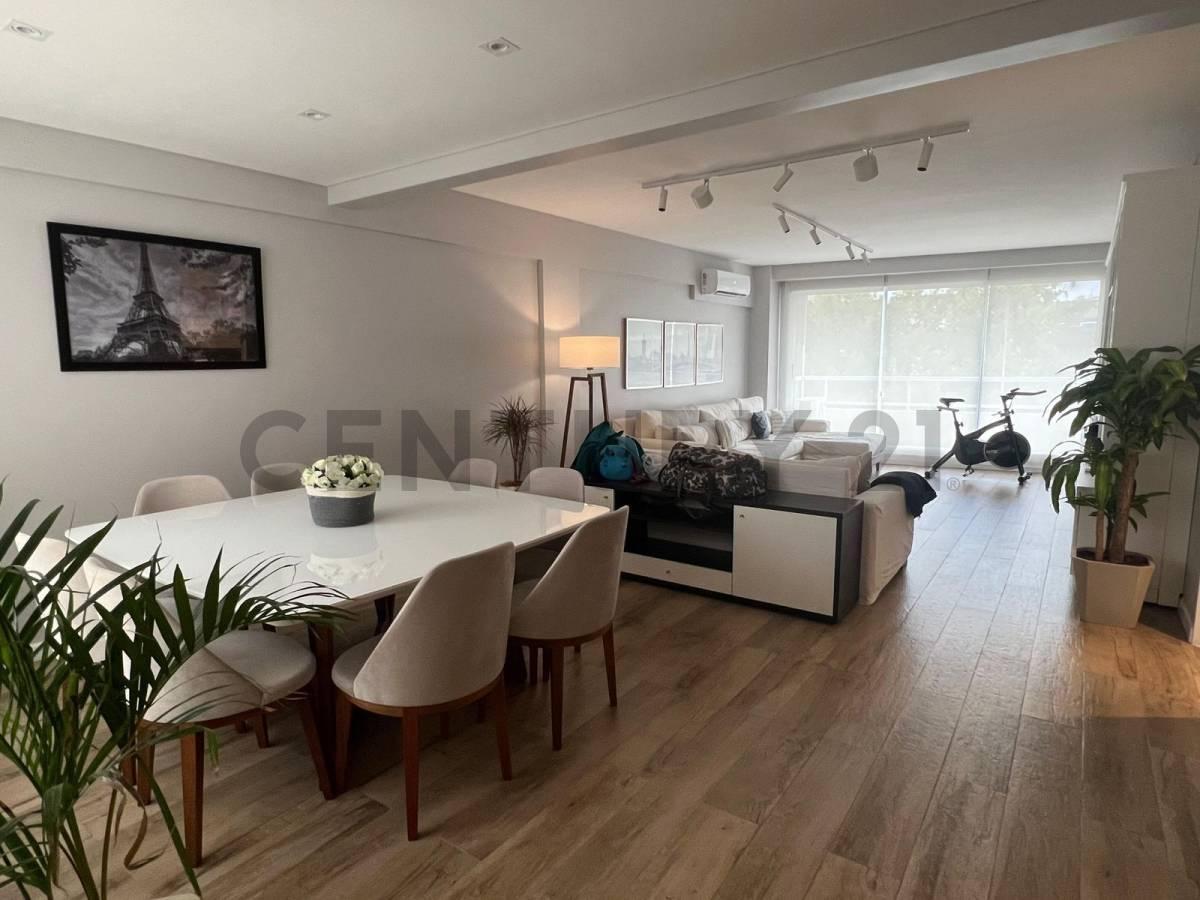 Foto de Venta Departamento 4 Ambientes con dependencia y cochera de Categoría, imagen 1