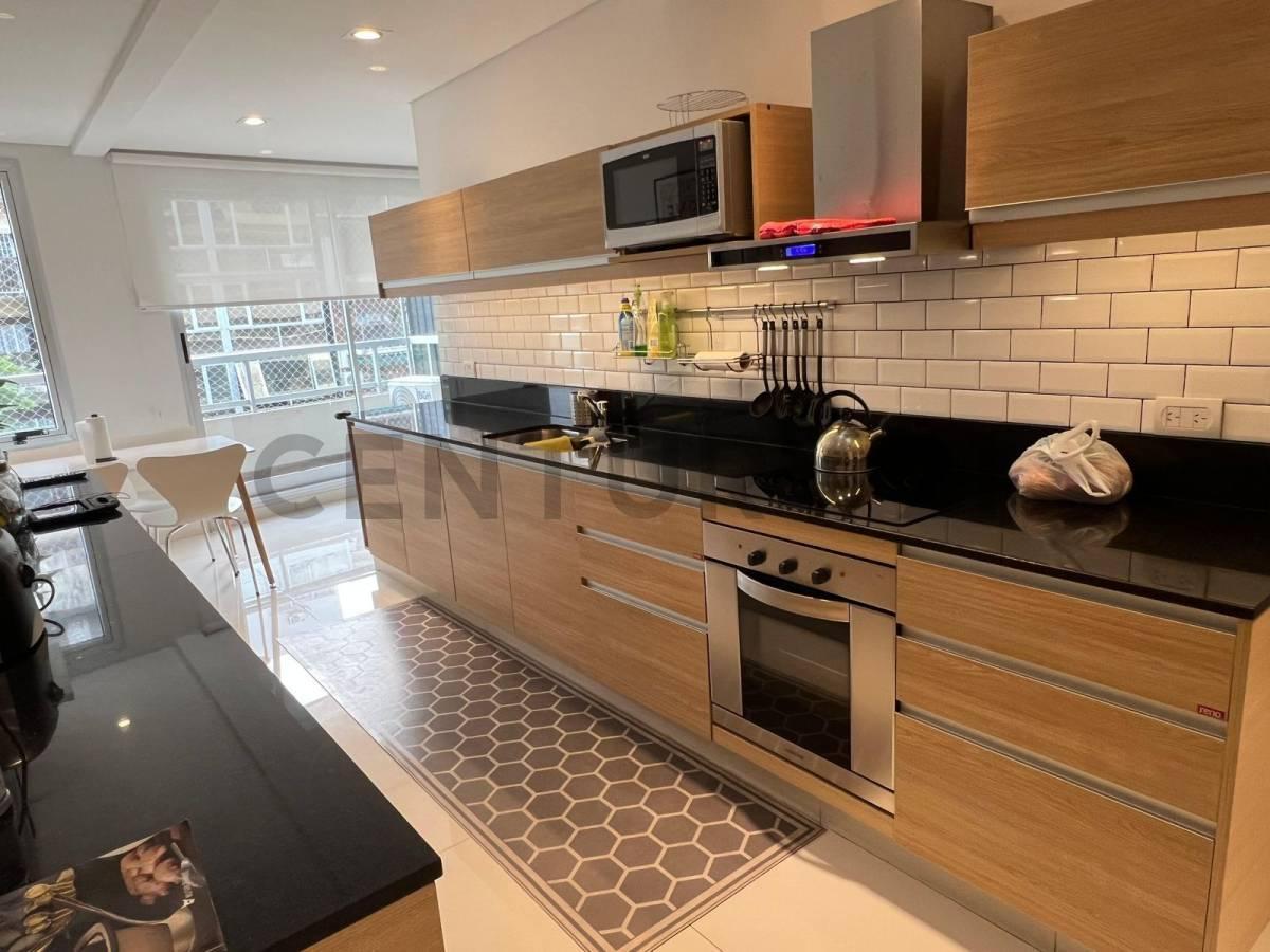 Foto de Venta Departamento 4 Ambientes con dependencia y cochera de Categoría, imagen 5