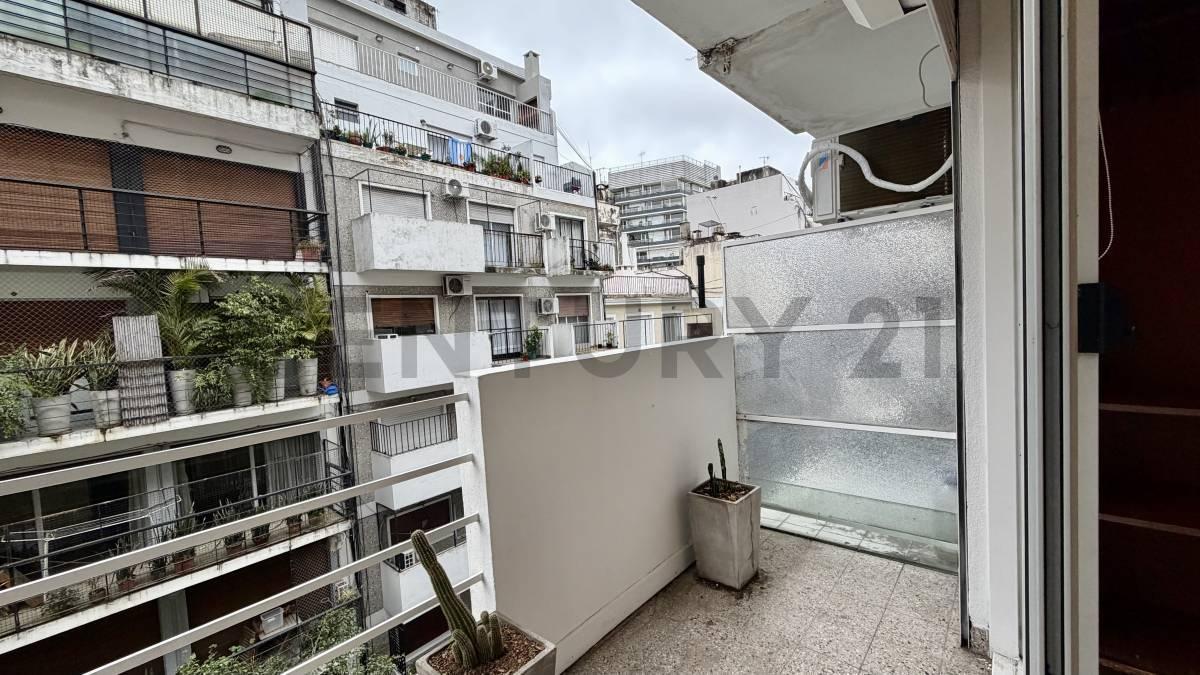 Foto de ALQUILER MONOAMBIENTE AMOBLADO EN LAS CAÑITAS – PISO ALTO, LUMINOSO Y, imagen 4