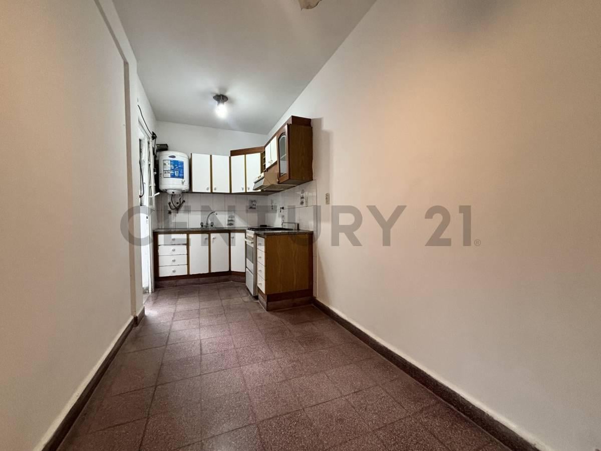 Foto de Departamento de 2 ambientes en venta en Liniers, Capital Federal., imagen 3