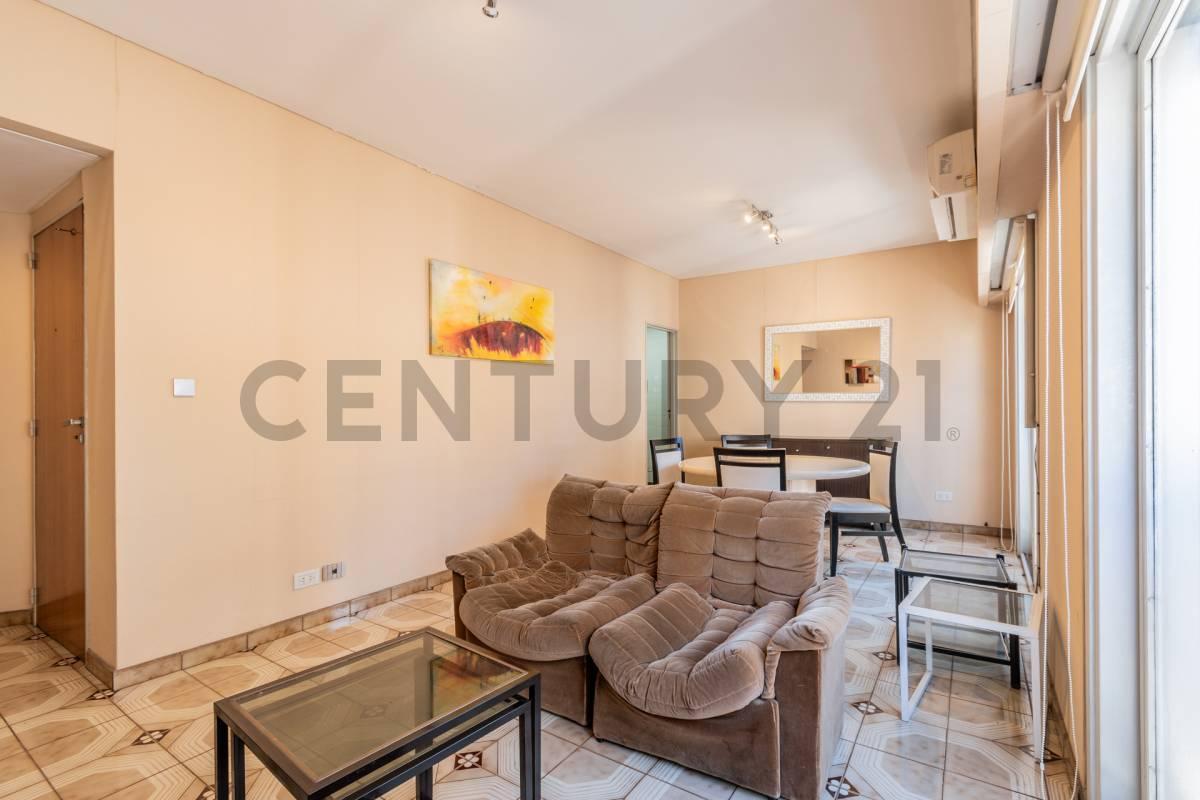 Foto de Venta departamento de 4 ambientes con dependencia, cochera fija y, imagen 1