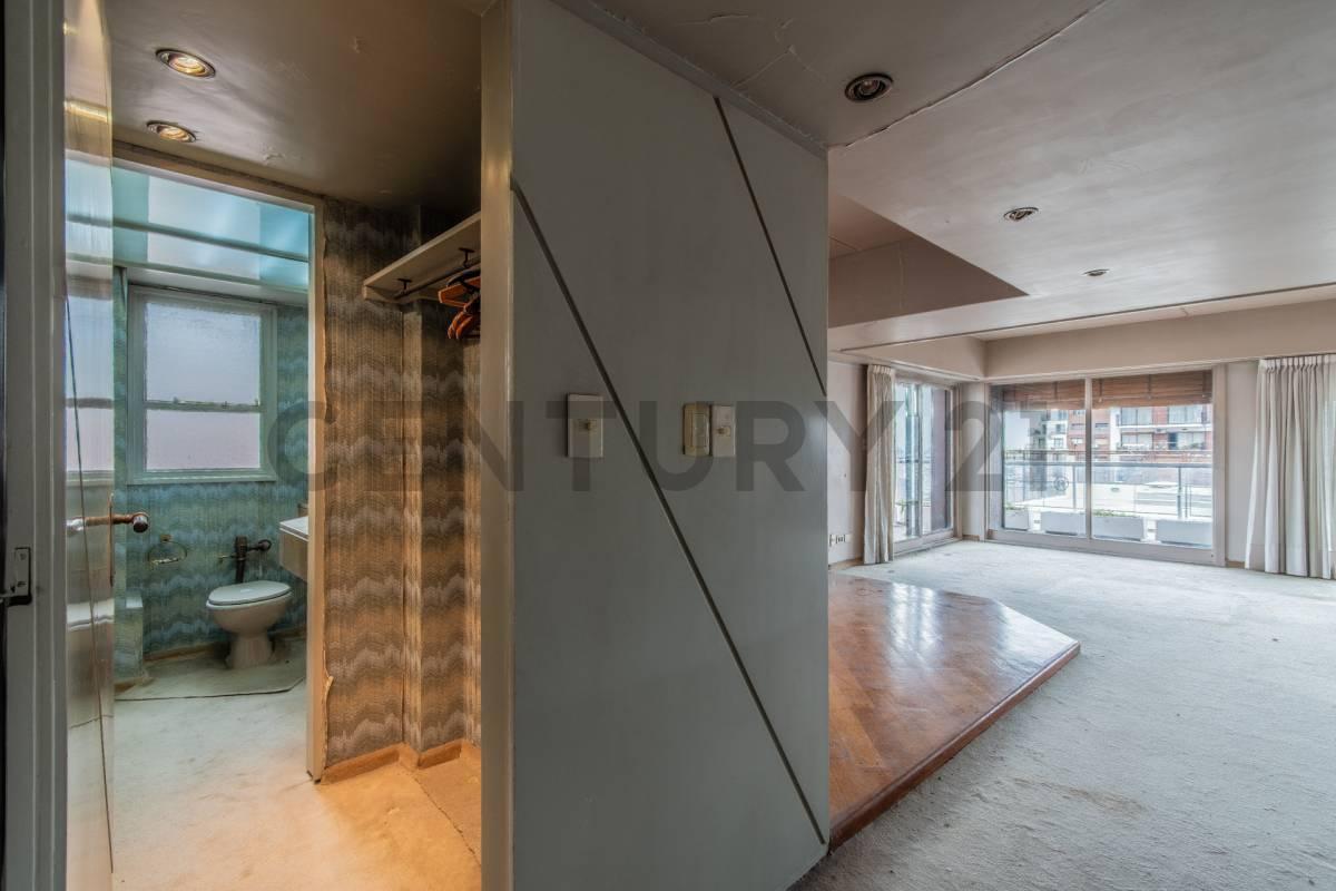 Foto de Departamento en venta de 6 ambientes con 2 cocheras y seguridad 24 hs, imagen 2