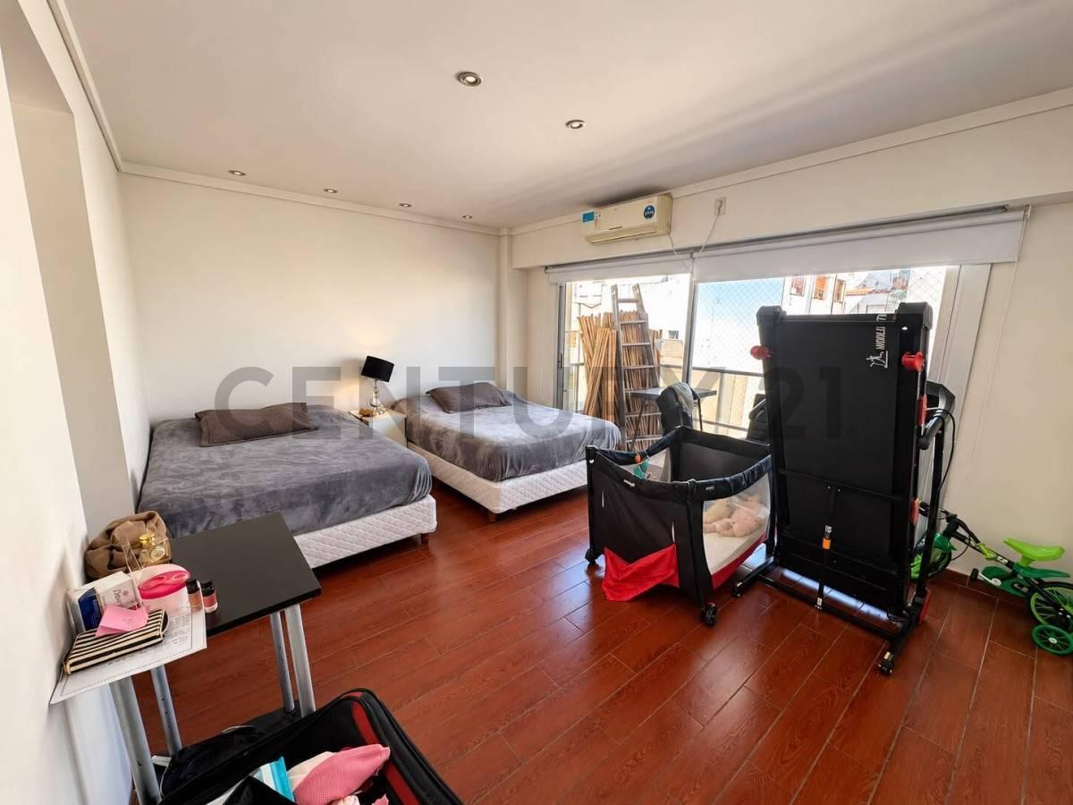 Foto de VENTA DEPARTAMENTO CUATRO AMBIENTES CON, DOBLE COCHERA Y BAULERA, imagen 5