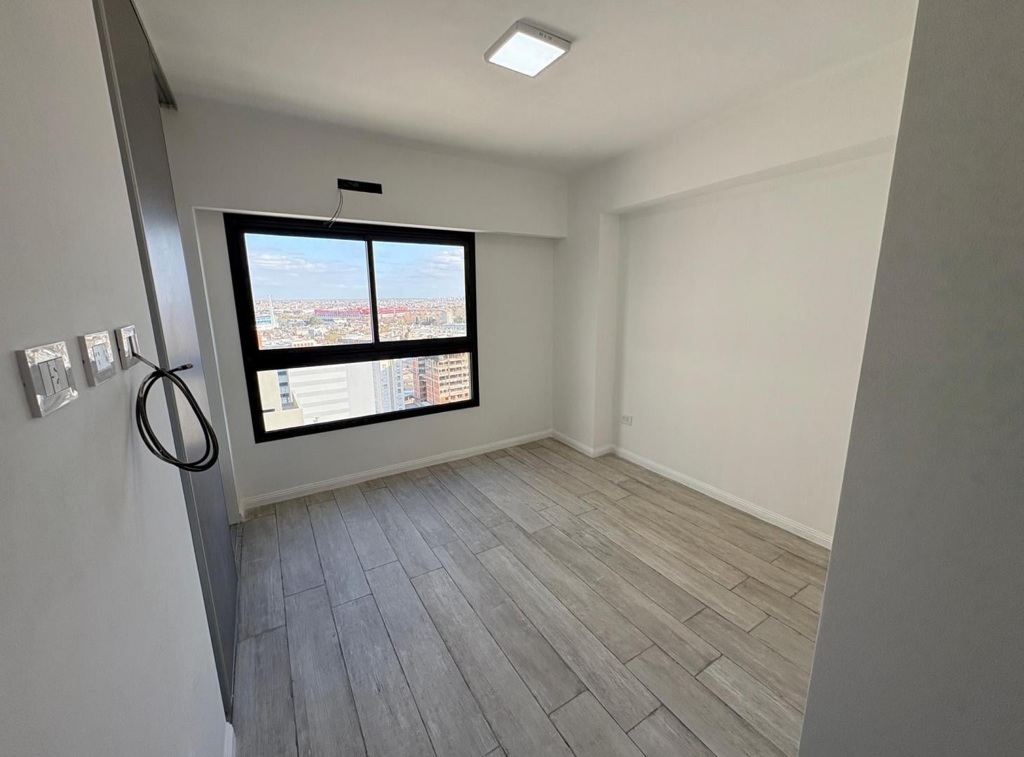 Foto de DEPARTAMENTO 2 AMBIENTES A ESTRENAR EN EL CENTRO DE AVELLANEDA, imagen 3