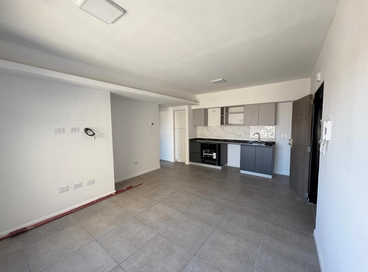 Foto de DEPARTAMENTO 2 AMBIENTES A ESTRENAR EN EL CENTRO DE AVELLANEDA, imagen 2