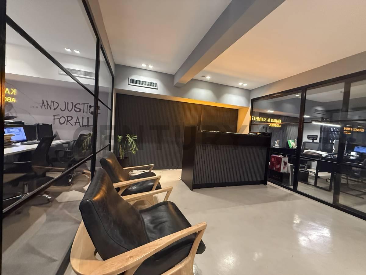 Foto de VENTA PISO OFICINA COMERCIAL EN TRIBUNALES, imagen 4
