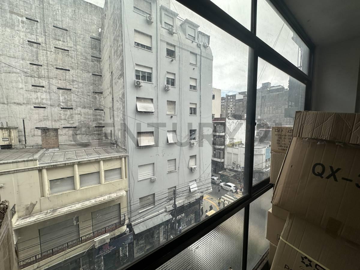 Foto de Venta Oficina en Once – Muy luminosa, ideal para depósito o subdividir, imagen 4