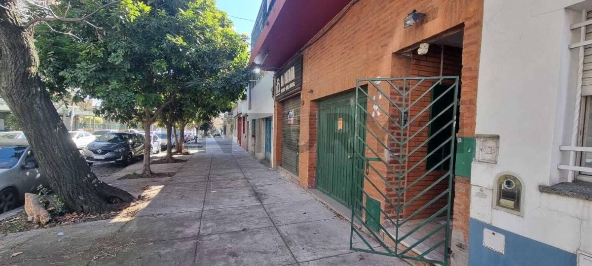 Foto de VENTA LOCAL EN VILLA URQUIZA PERMUTA FINANCIA, imagen 1