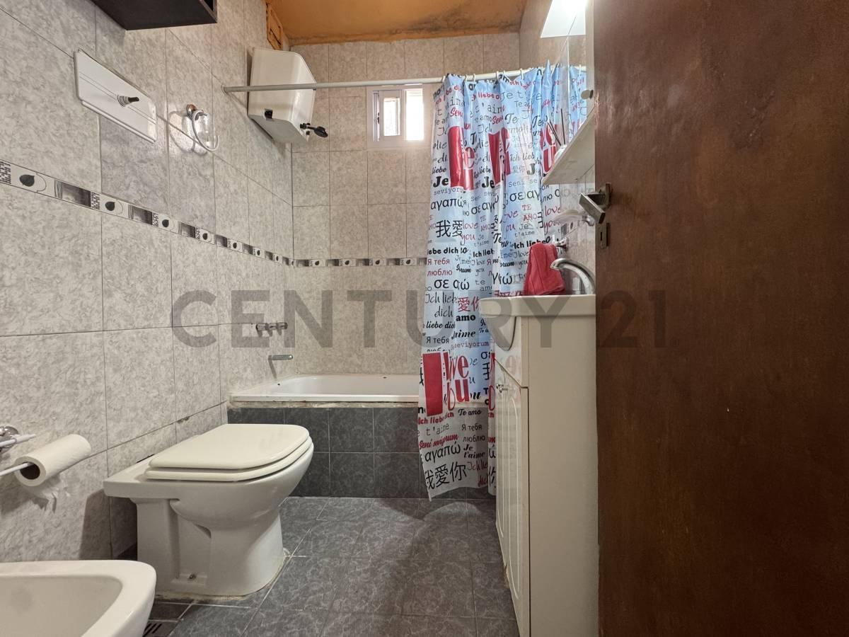 Foto de VENTA DEPARTAMENTO 2 AMBIENTES LUMINOSO CONTRAFRENTE EN VILLA LURO, imagen 5