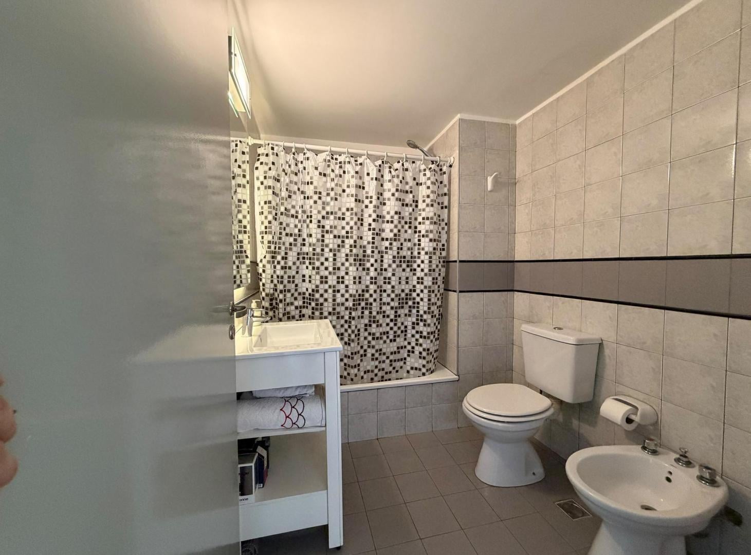 Foto de DEPARTAMENTO 3 AMBIENTES CON COCHERA EN PARQUE AVELLANEDA – APTO CRÉDITO, imagen 5