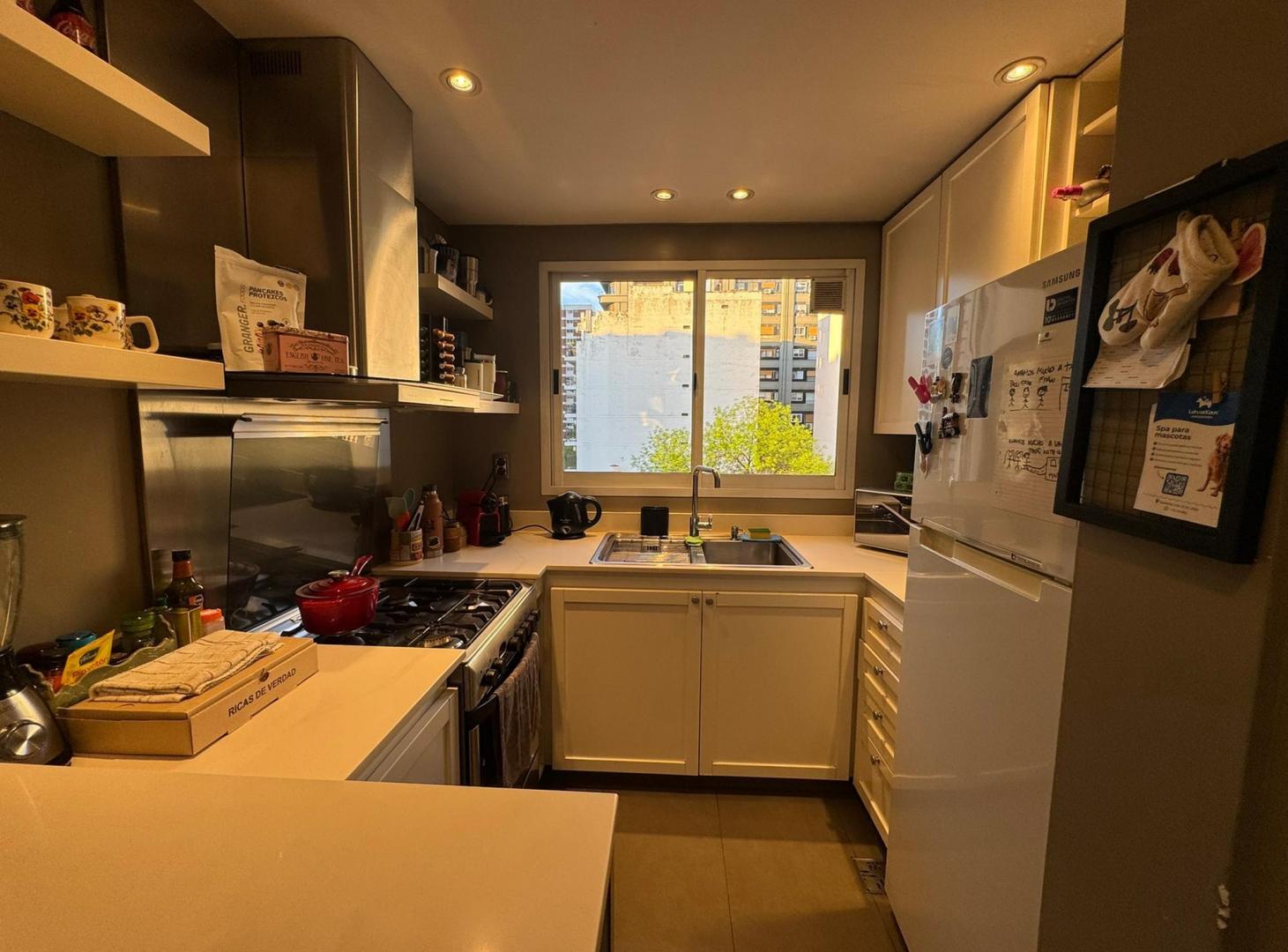 Foto de VENTA DEPARTAMENTO 3 AMBIENTES CON DEPENDENCIA EN PALERMO CHICO AMOBLADO, imagen 1