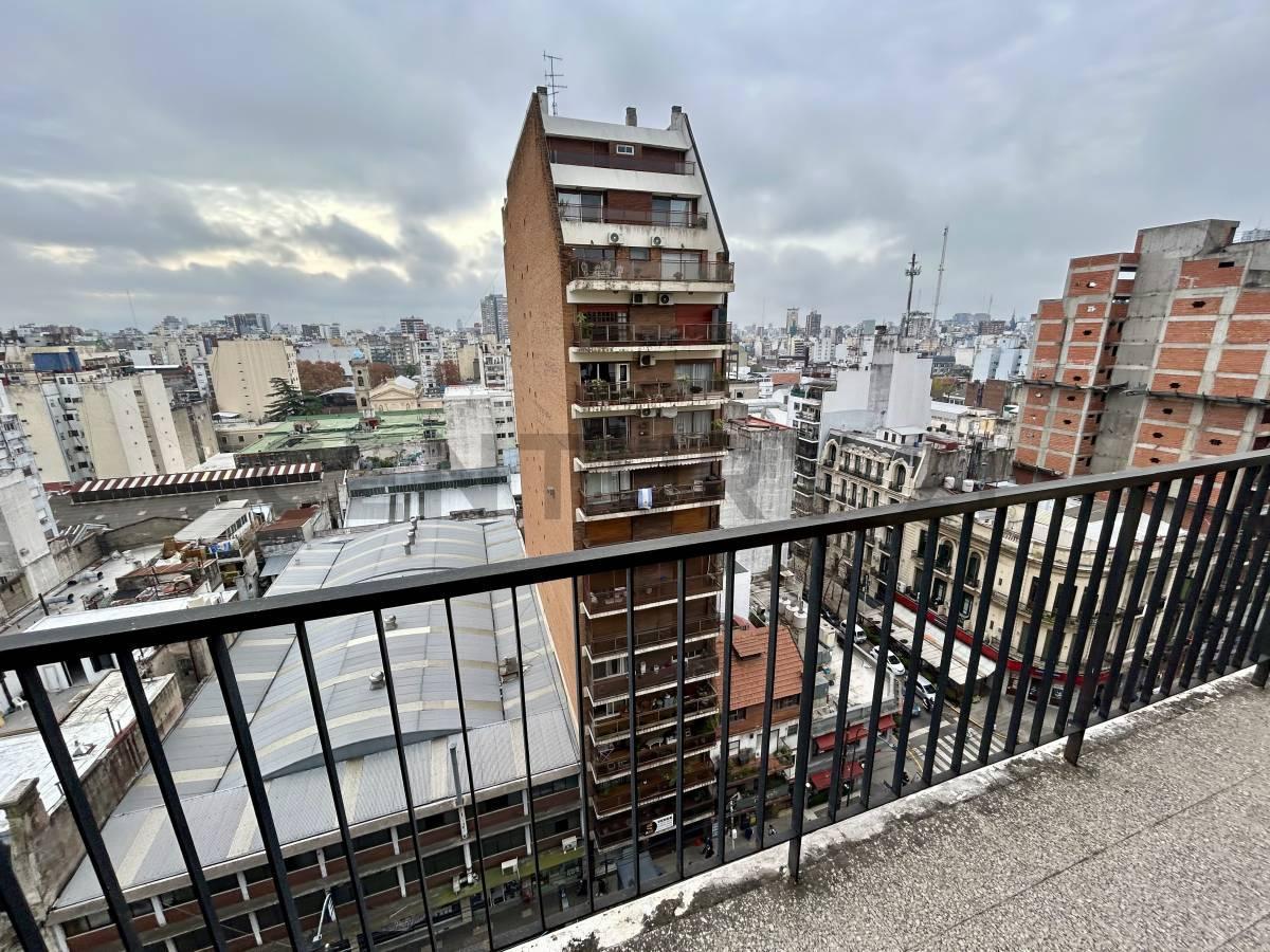 Foto de VENTA DE DEPARTAMENTO 3 AMBIENTES CON DEPENDENCIA Y COCHERA EN ALMAGRO, imagen 5