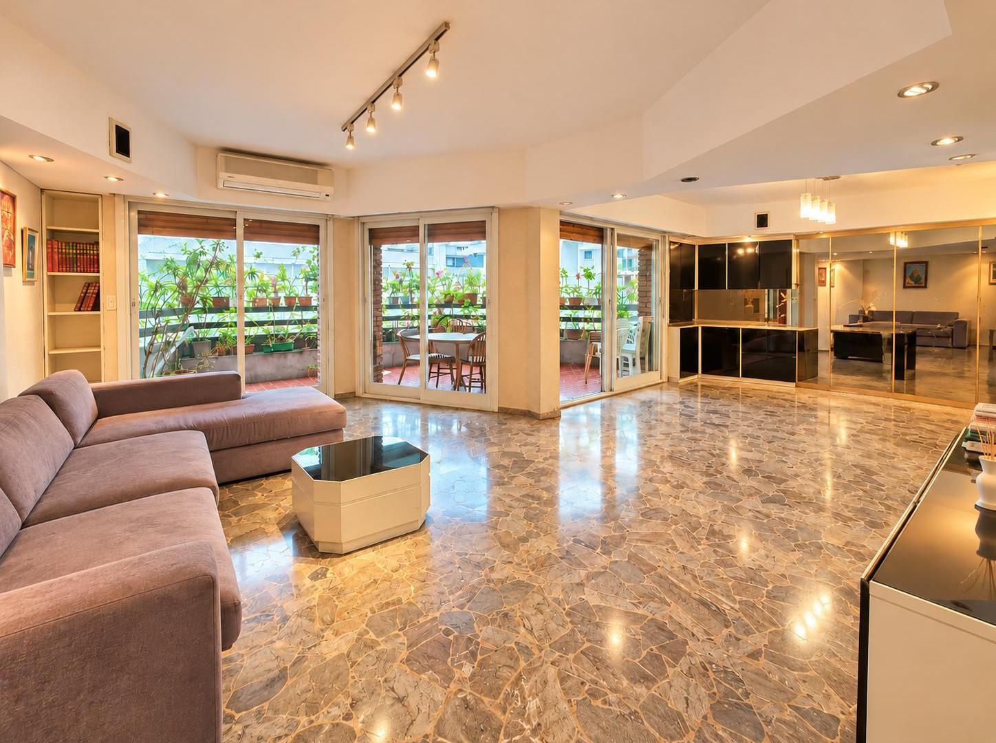 Foto de VENTA DEPARTAMENTO 4 AMB C/BALCONES, COCHERA Y SEG 24HS PRESENCIAL EN, imagen 2