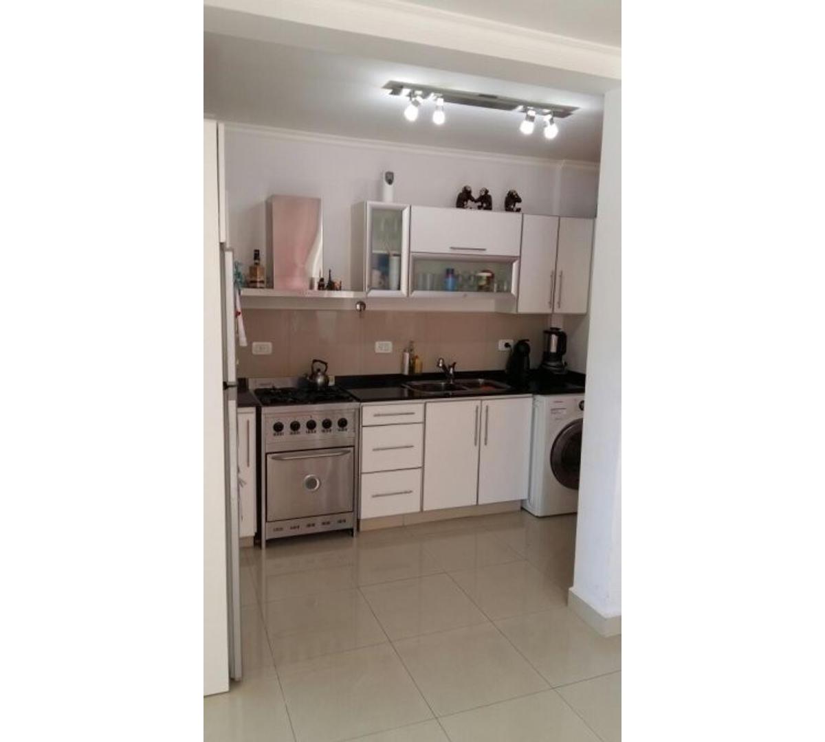 DEPARTAMENTO 3 AMBIENTES ALTE. BROWN 3100