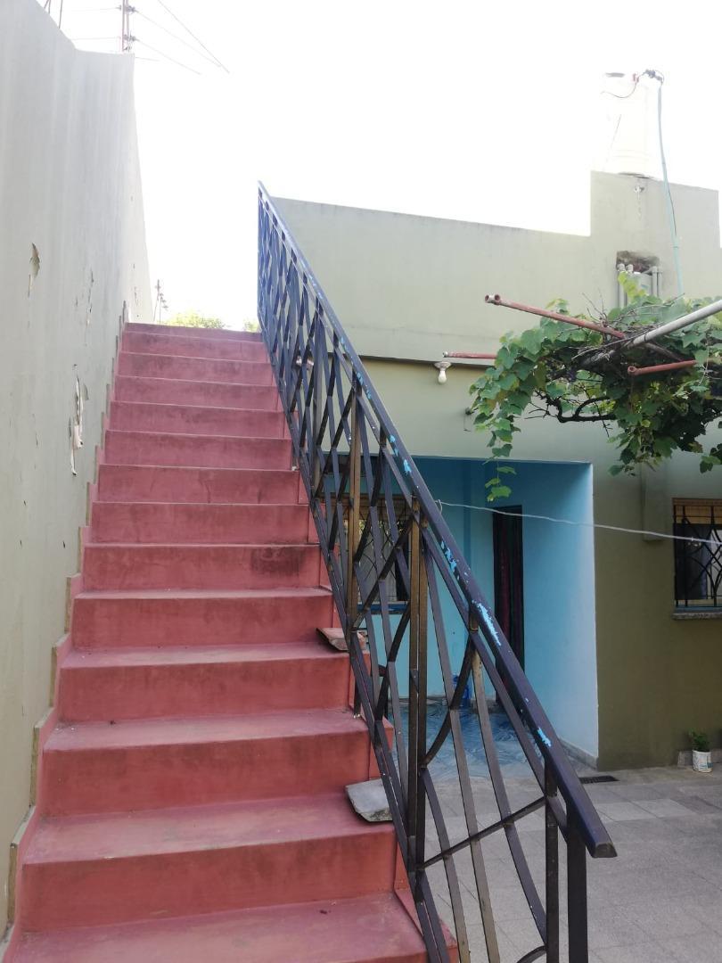 Apto Credito! Casa de 3 Ambientes con Hermoso Lote 2